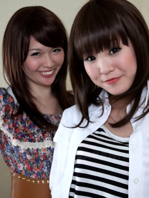 Hot Rimu Endo and Ueno Misaki look so good